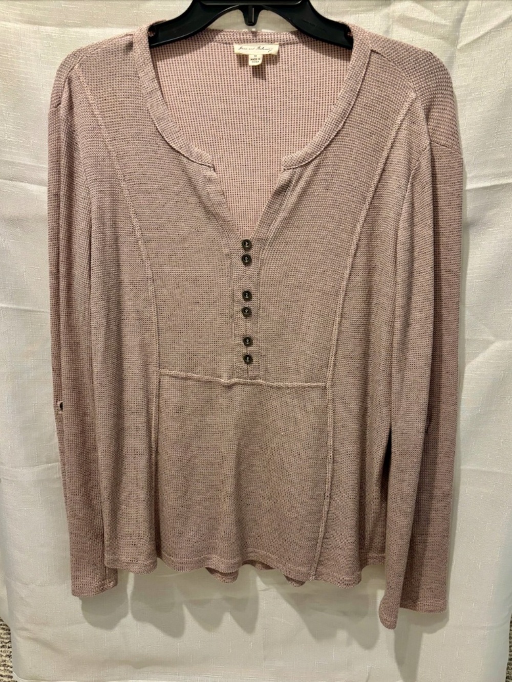 Casual Jane & Delancey long sleeve shirt/top